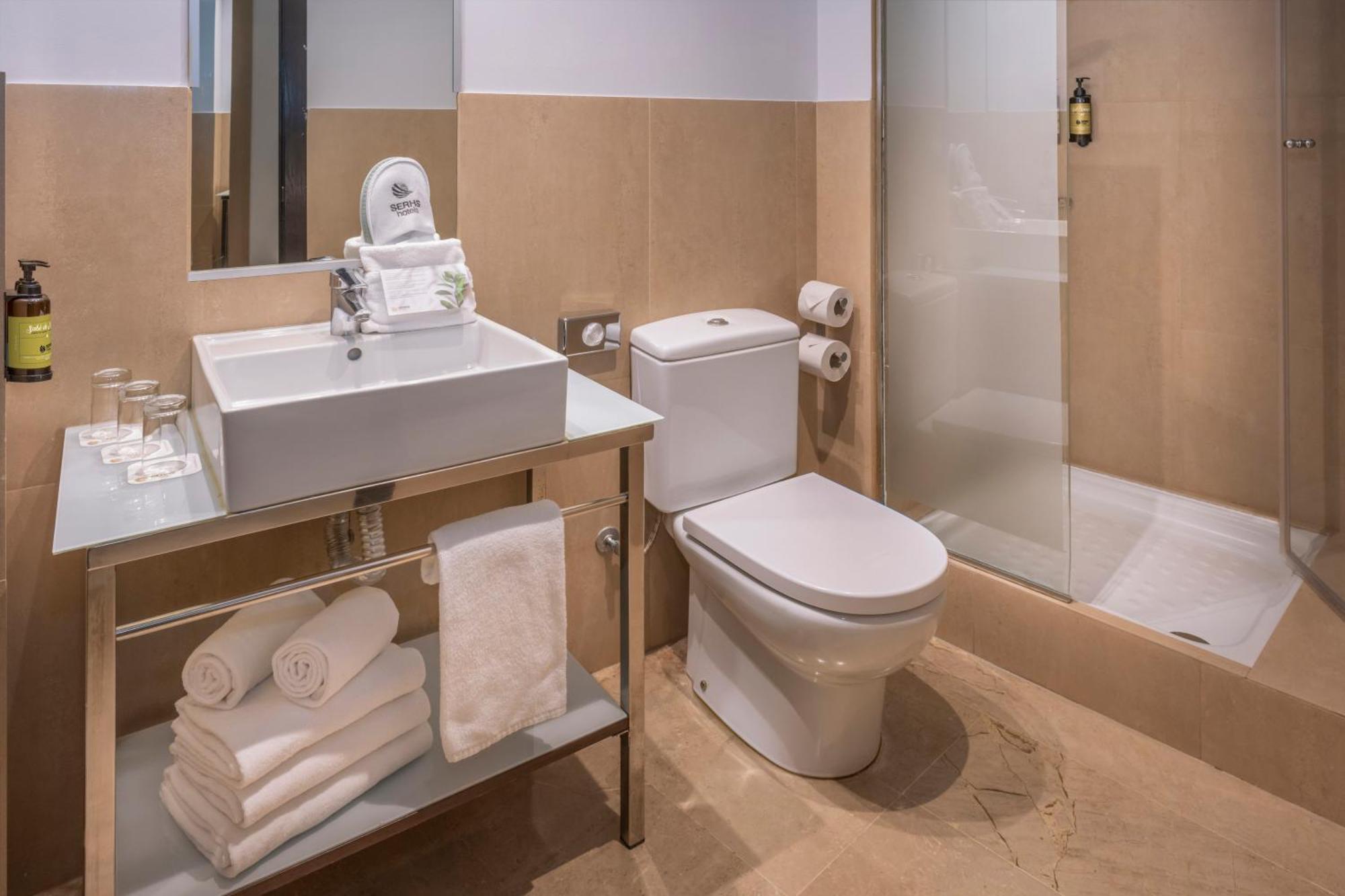 Hotel Serhs Del Port Barcelona Eksteriør billede
